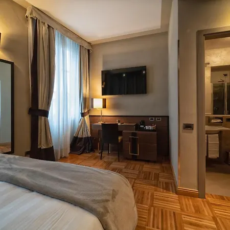 Solo Experience Hotel 4*