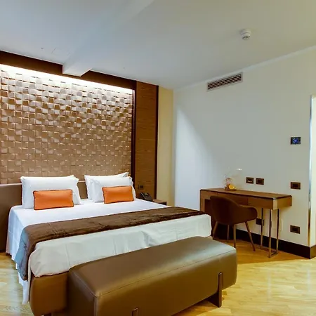 Solo Experience Hotel