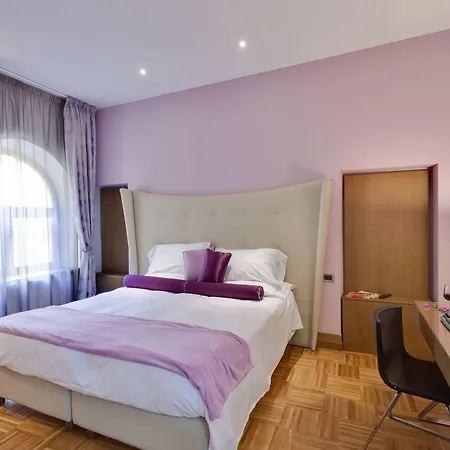Hotel Solo Experience 4*
