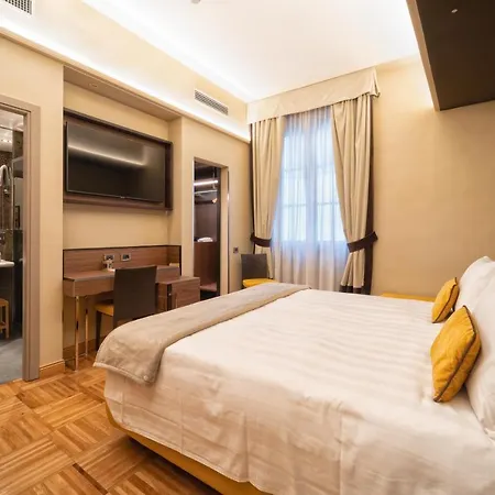 索罗体验酒店 4*